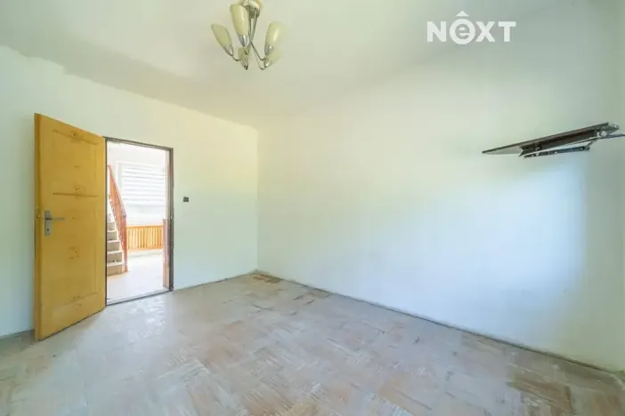 Prodej rodinného domu, Karviná, nám. Ondry Foltýna, 180 m2