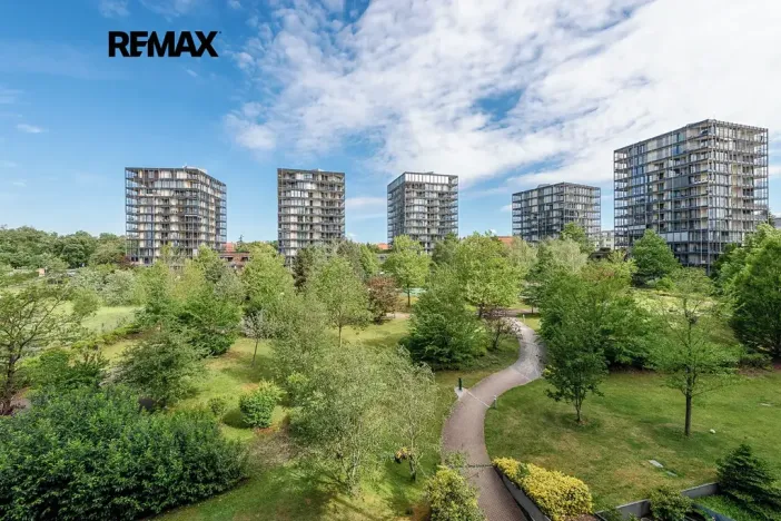 Prodej bytu 4+kk, Praha - Žižkov, Ke kapslovně, 133 m2