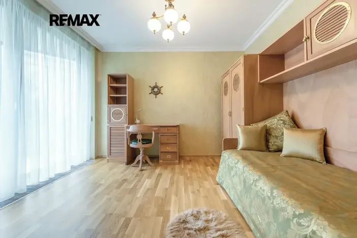 Prodej bytu 4+kk, Praha - Žižkov, Ke kapslovně, 133 m2