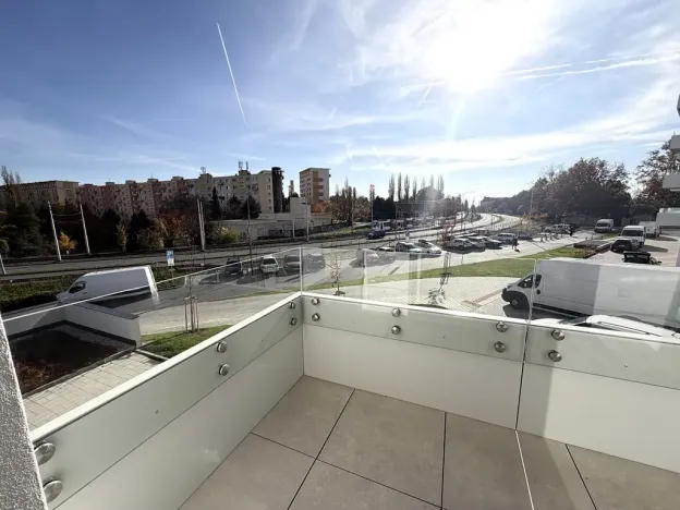 Pronájem bytu 2+kk, Brno, třída Generála Píky, 56 m2