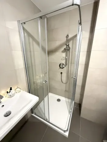 Pronájem bytu 2+kk, Brno, třída Generála Píky, 56 m2