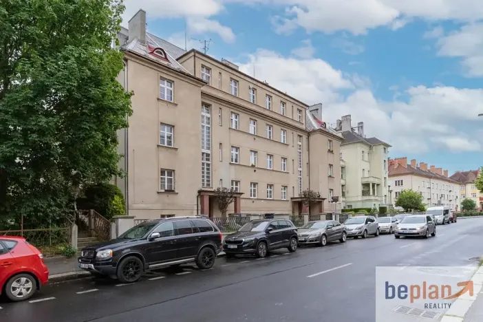 Pronájem bytu 2+1, Karlovy Vary, Moskevská, 60 m2