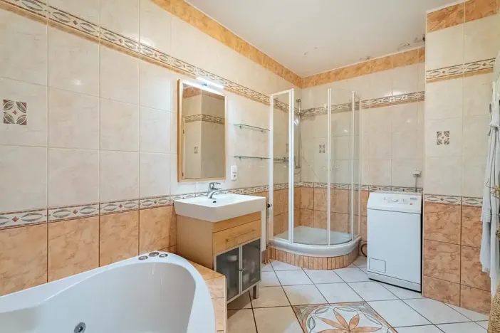 Prodej bytu 4+1, Praha - Žižkov, V kapslovně, 100 m2