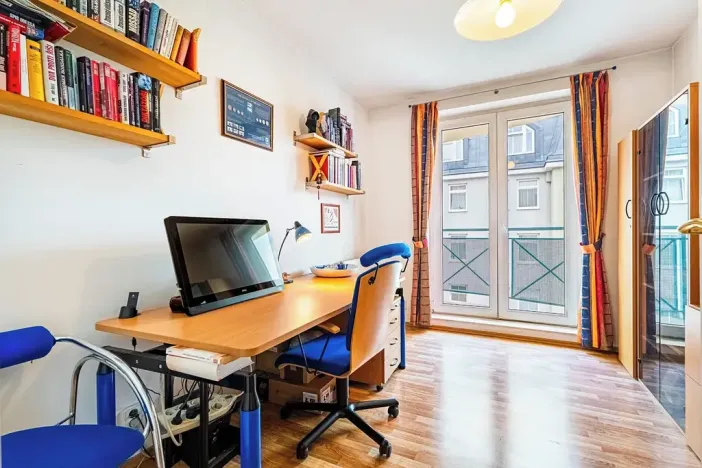 Prodej bytu 4+1, Praha - Žižkov, V kapslovně, 100 m2