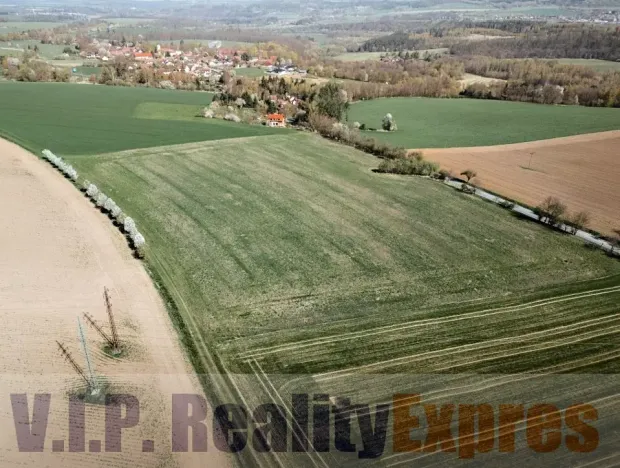Pronájem výrobních prostor, Soutice, 1755 m2