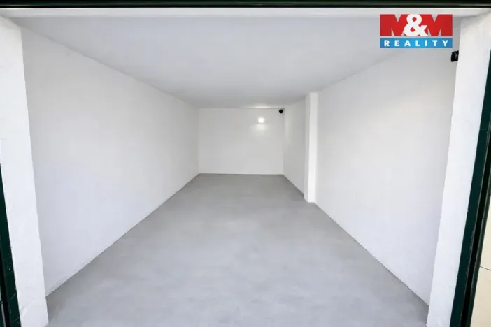 Pronájem garáže, Jirkov, 23 m2