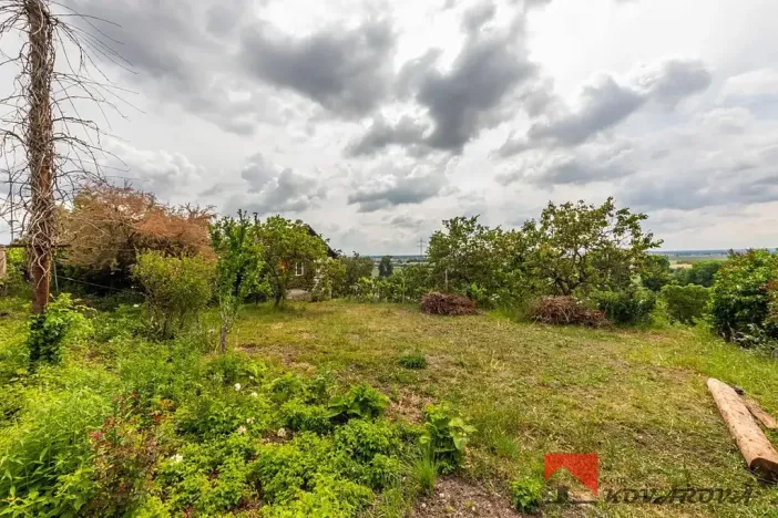 Prodej pozemku pro bydlení, Žalhostice, 2627 m2