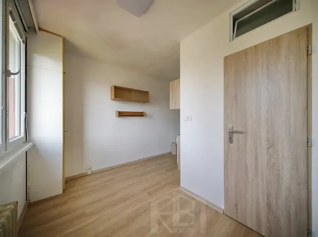 Prodej bytu 2+1, Jindřichův Hradec, sídliště Vajgar, 61 m2