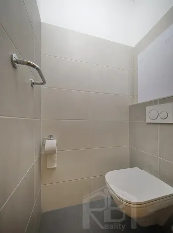 Prodej bytu 2+1, Jindřichův Hradec, sídliště Vajgar, 61 m2