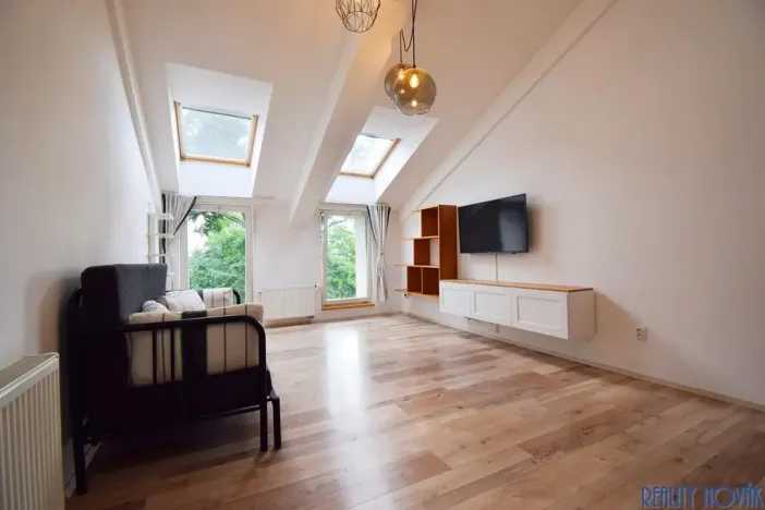 Pronájem bytu 2+kk, Praha - Lochkov, U sladovny, 63 m2