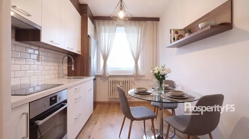 Prodej bytu 4+1, Praha - Háje, Anny Drabíkové, 79 m2