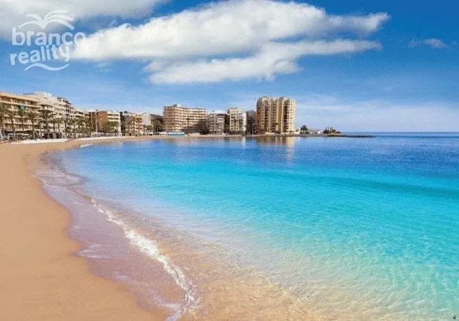Prodej bytu 3+kk, Torrevieja, Alicante, Španělsko, 79 m2