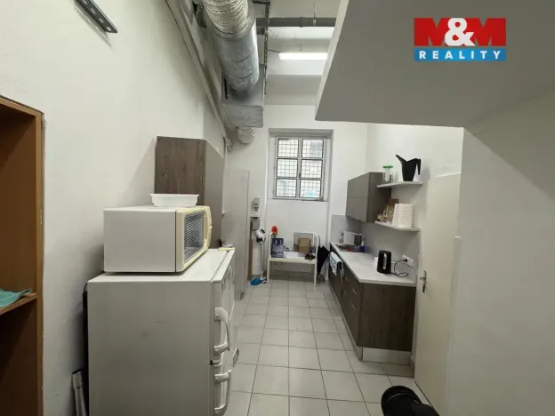 Pronájem obchodního prostoru, Brno, Dominikánské náměstí, 108 m2