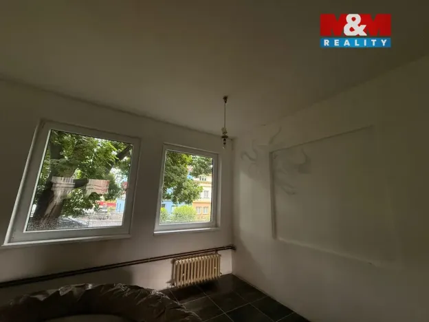 Pronájem obchodního prostoru, Děčín - Děčín III-Staré Město, Rakovnická, 150 m2