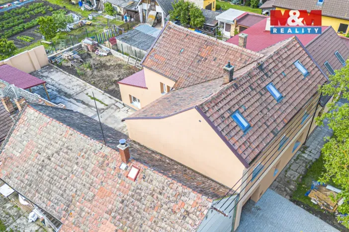 Pronájem rodinného domu, Velim, třída Krále Jiřího, 280 m2