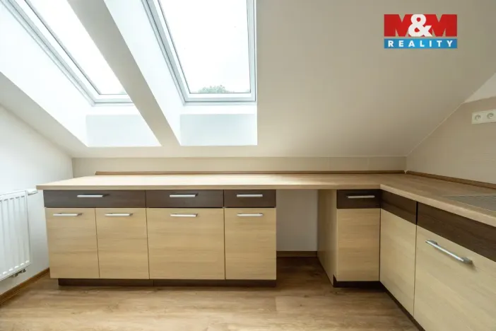 Pronájem bytu 3+1, Čečovice, 76 m2