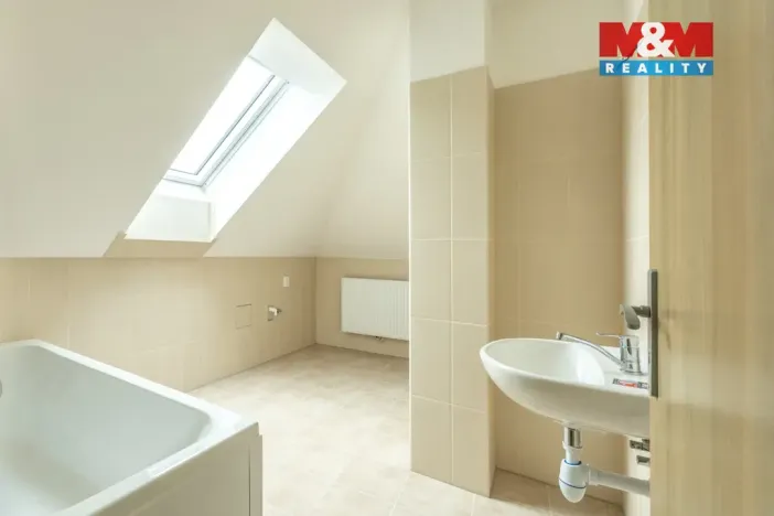 Pronájem bytu 3+1, Čečovice, 76 m2