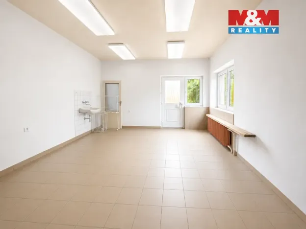 Prodej rodinného domu, Velká Polom, 420 m2