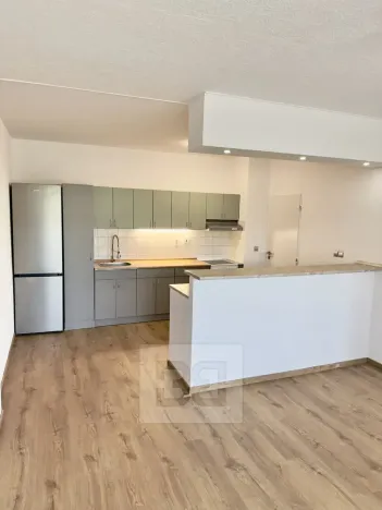 Pronájem bytu 2+kk, Kladno, Vojtěcha Lanny, 59 m2