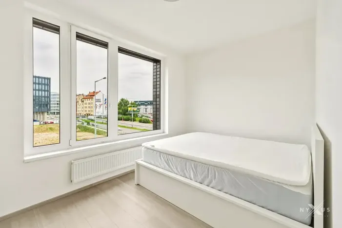 Pronájem bytu 2+kk, Praha - Holešovice, Jankovcova, 56 m2