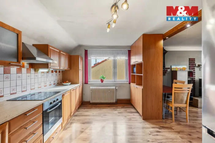 Prodej rodinného domu, Doksy, Školní, 170 m2