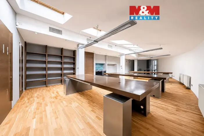 Pronájem kanceláře, Olomouc, Horní náměstí, 97 m2