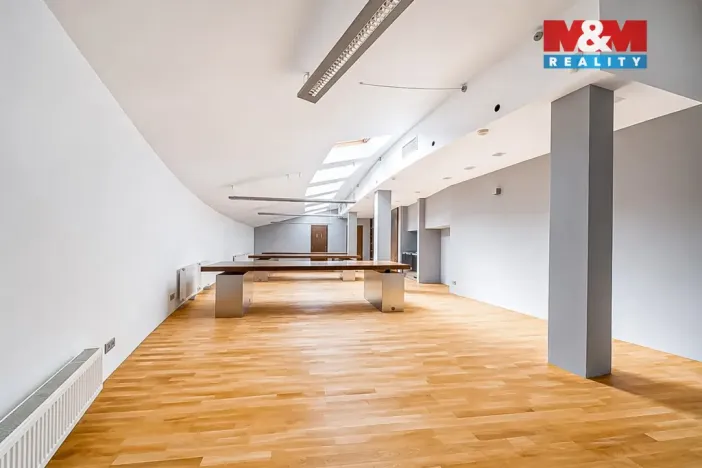 Pronájem kanceláře, Olomouc, Horní náměstí, 97 m2