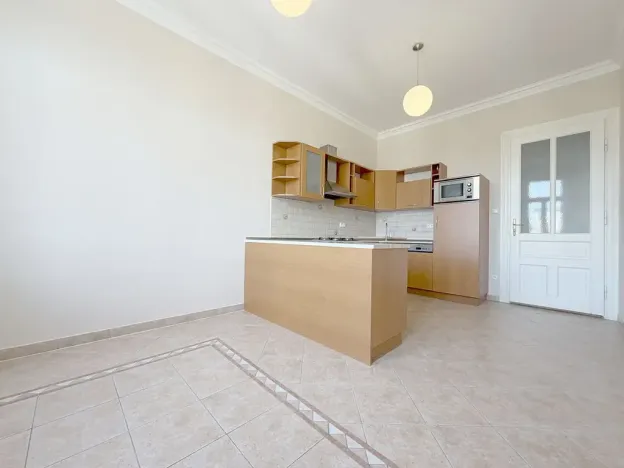 Pronájem bytu 1+1, Praha, Vinohradská, 52 m2