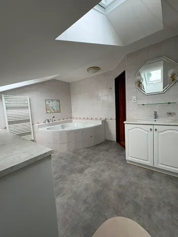 Pronájem bytu 2+1, Děčín, Vítězství, 84 m2