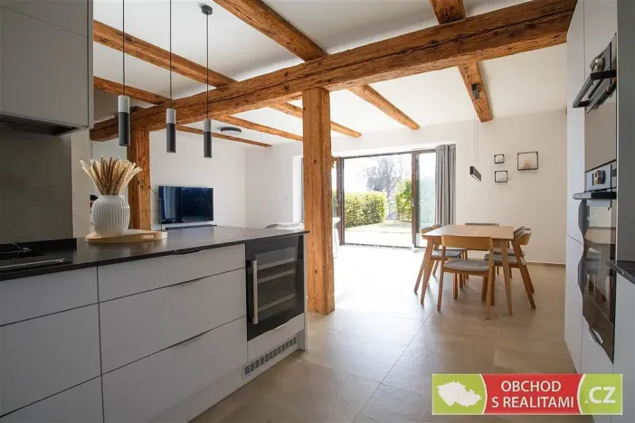 Pronájem rodinného domu, Dubany, 165 m2