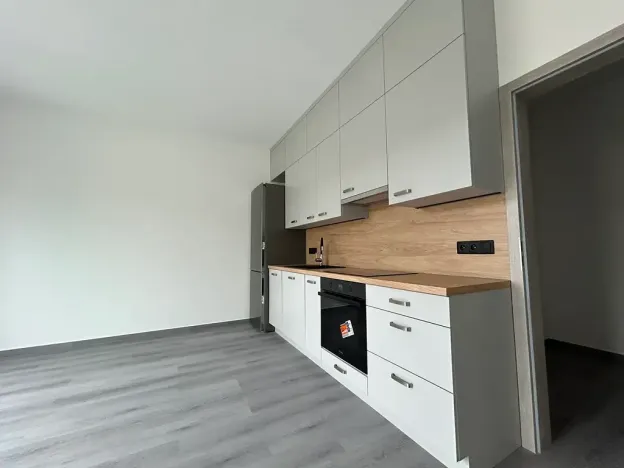 Pronájem bytu 2+kk, Milovice, Kaštanová, 49 m2