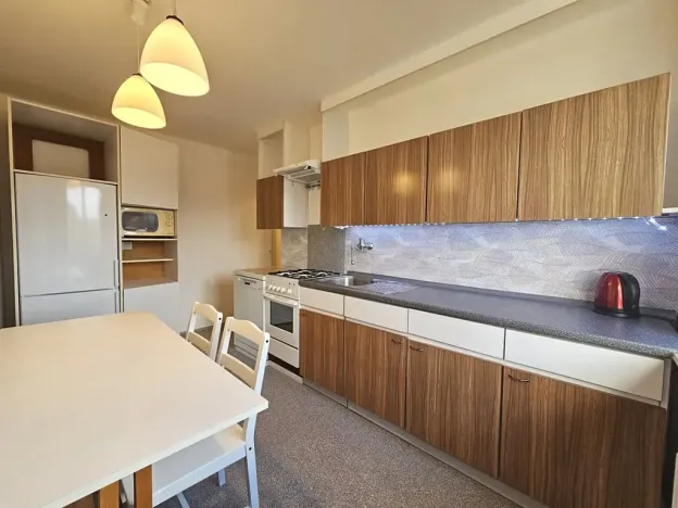 Pronájem bytu 3+1, Praha - Košíře, Hübnerové, 80 m2