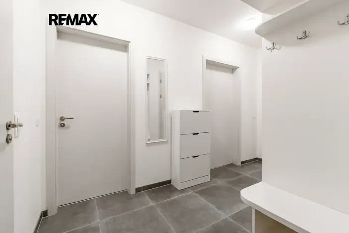 Pronájem bytu 3+kk, Praha - Hostivař, Nurmiho, 63 m2
