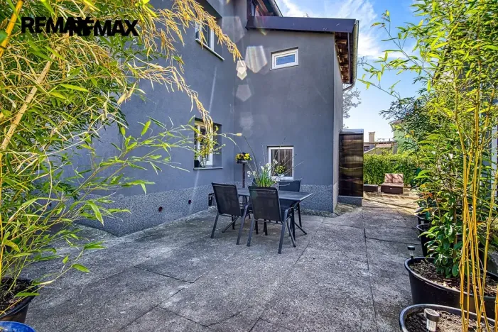 Prodej rodinného domu, Hrob, 258 m2