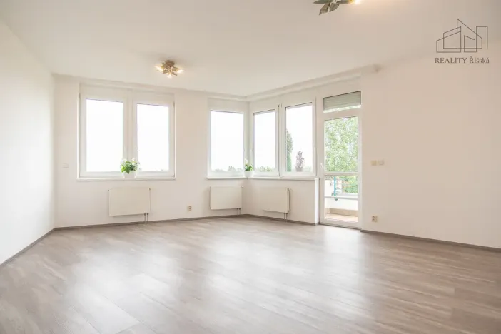 Pronájem bytu 3+1, Praha - Hlubočepy, Högerova, 100 m2