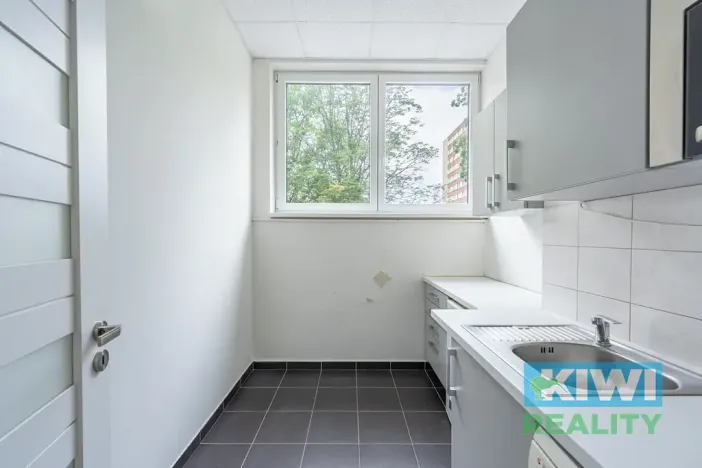 Pronájem obchodního prostoru, Ostrava, Výškovická, 81 m2