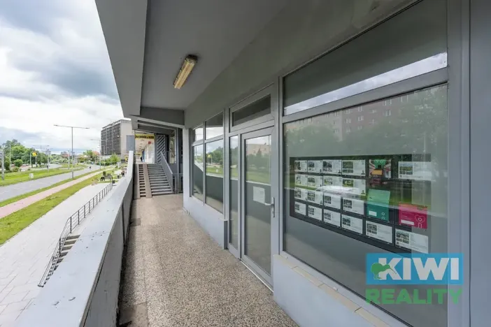 Pronájem obchodního prostoru, Ostrava, Výškovická, 81 m2