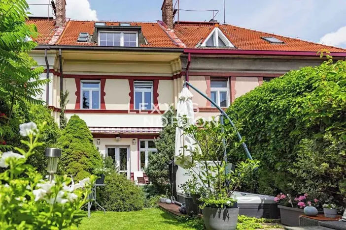 Prodej rodinného domu, Praha - Střešovice, Střešovická, 202 m2