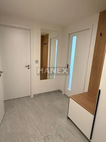 Pronájem bytu 2+kk, Praha - Chodov, Komárkova, 50 m2