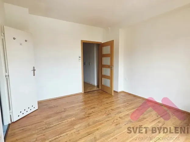 Pronájem bytu 1+kk, Praha - Nusle, Sevřená, 29 m2