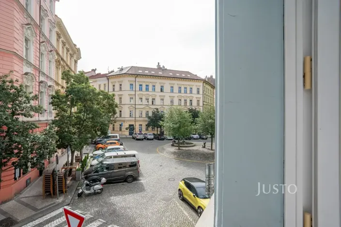 Pronájem bytu 2+kk, Praha - Vinohrady, Americká, 46 m2