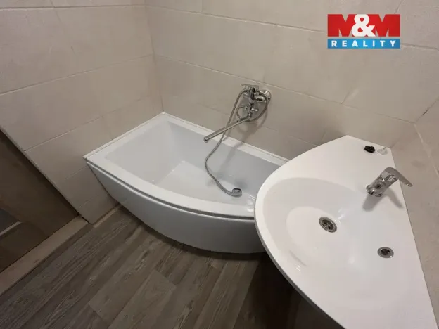 Pronájem bytu 3+1, Most, Albrechtická, 75 m2