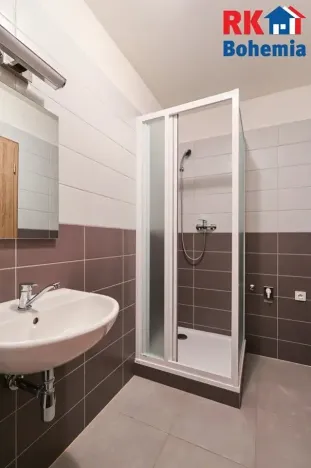 Pronájem bytu 1+kk, Český Brod, nám. Arnošta z Pardubic, 40 m2