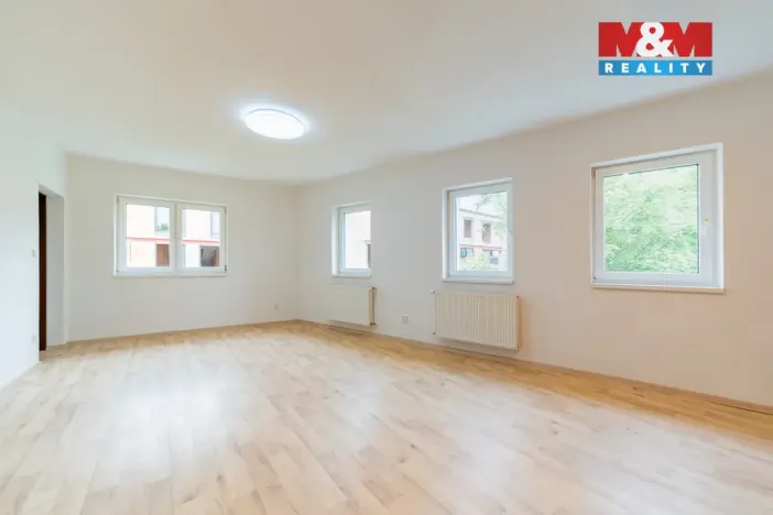Pronájem bytu 3+kk, Cheb, Havlíčkova, 72 m2