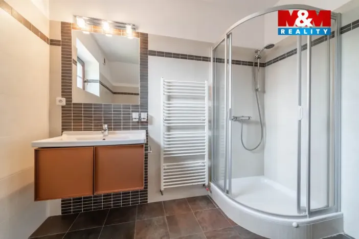 Prodej rodinného domu, Mořina, 240 m2