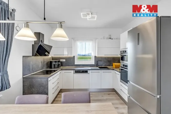 Prodej rodinného domu, Bavoryně, 74 m2