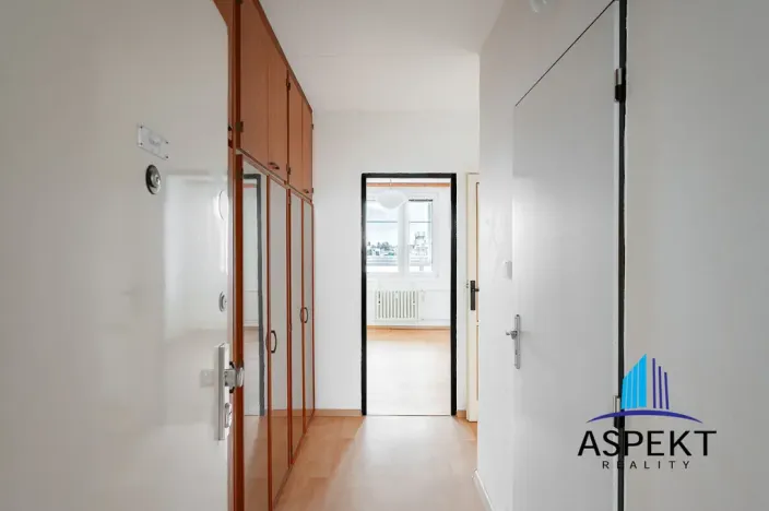 Pronájem bytu 2+kk, Praha - Braník, Novodvorská, 48 m2