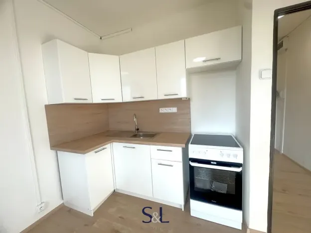 Pronájem bytu 1+1, Liberec, Na Pískovně, 36 m2