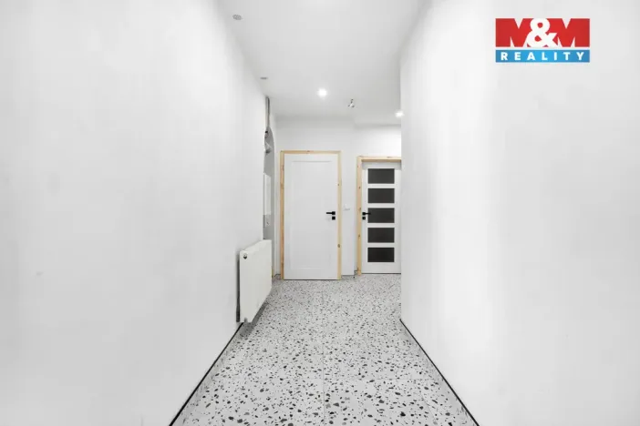 Prodej rodinného domu, Železný Brod - Bzí, 313 m2