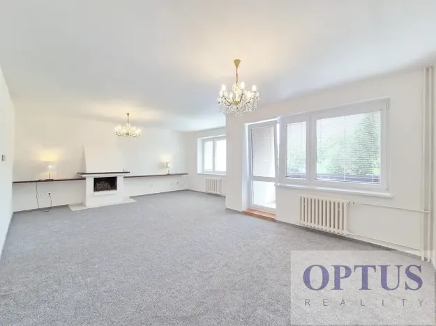 Pronájem rodinného domu, Praha - Háje, K jezeru, 306 m2